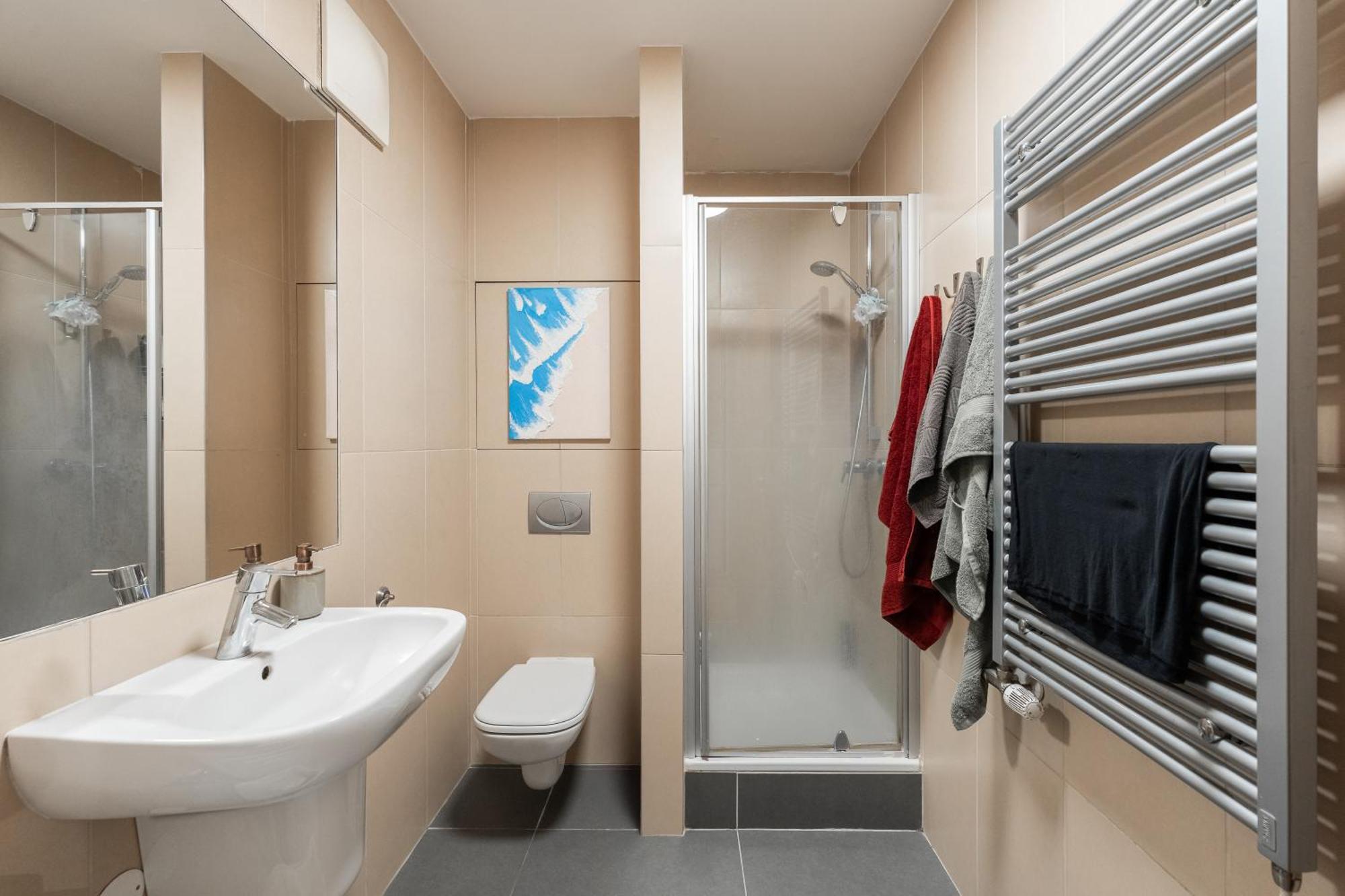 Krizikova Down Town With Parking Apartment *